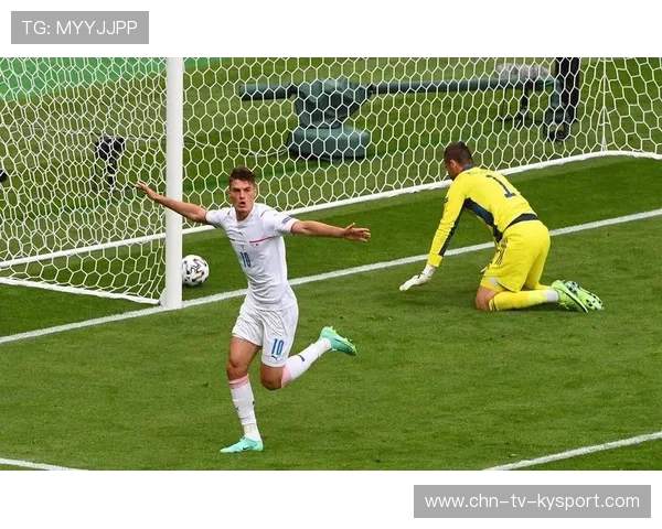 希克：希望每个位置都能像后卫那样稳定，让全队同步，希克是哪个俱乐部的